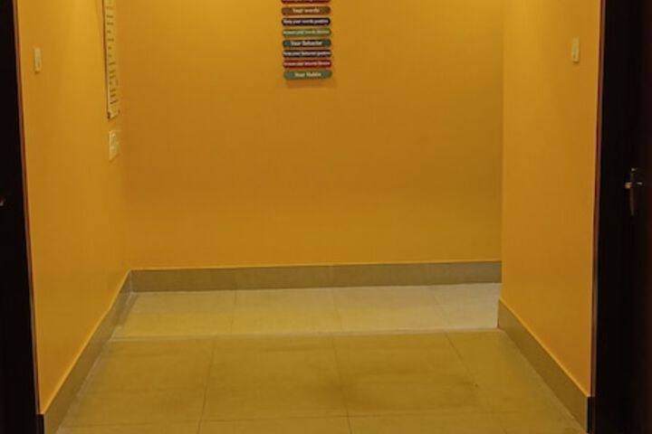 Ballroom/Hall 56 of 61