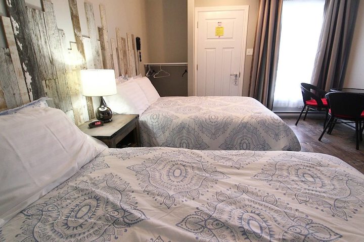 Room 12 of 61