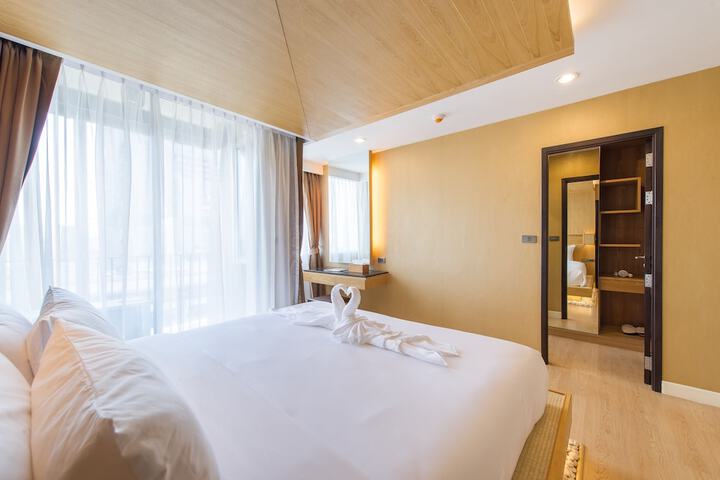 Room 10 of 39