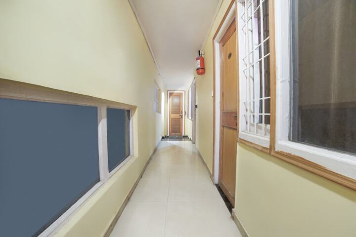 OYO 16561 SURYA HOLIDAY HOME