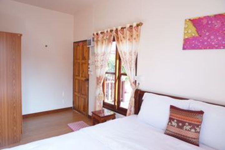 Room 18 of 38