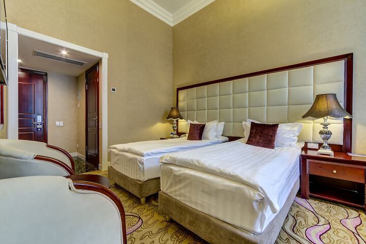 Room 20 of 96