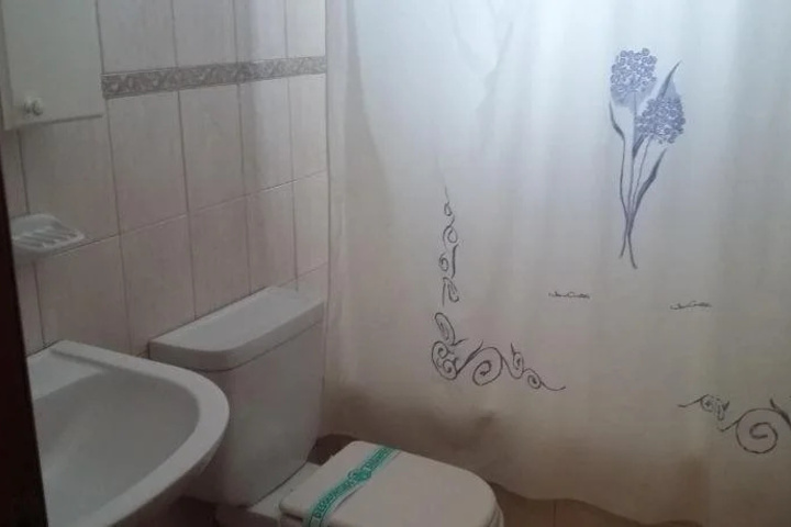 Room 10 of 19