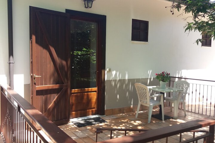 Terrace/Patio 10 of 38