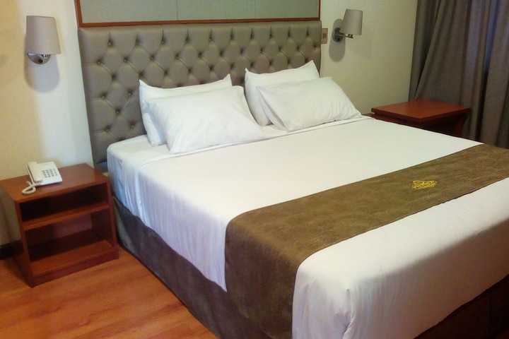 Room 5 of 23