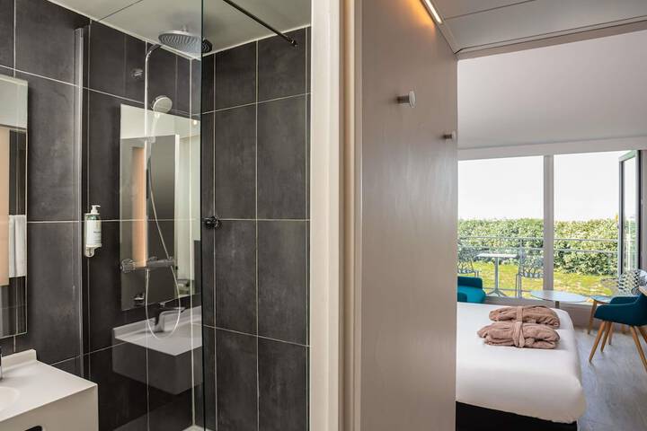 Room 20 of 95