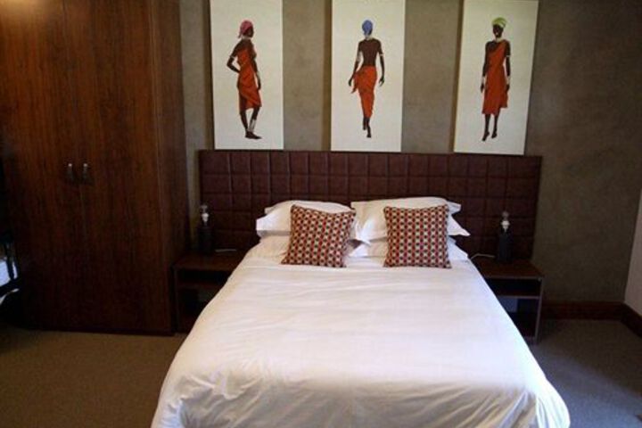 Room 13 of 48