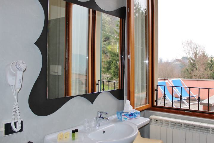 Bathroom Interior Photo