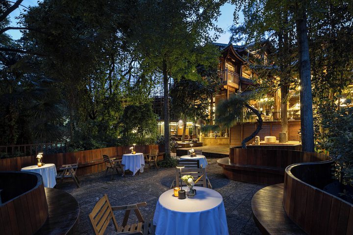 Hotel Exterior 96 of 102