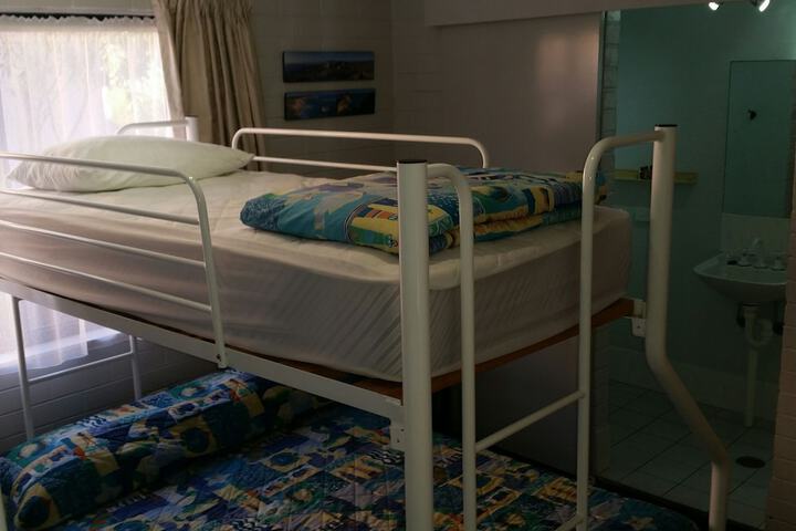 Room 16 of 72