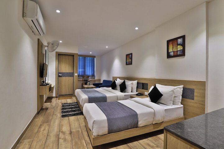Room 33 of 56