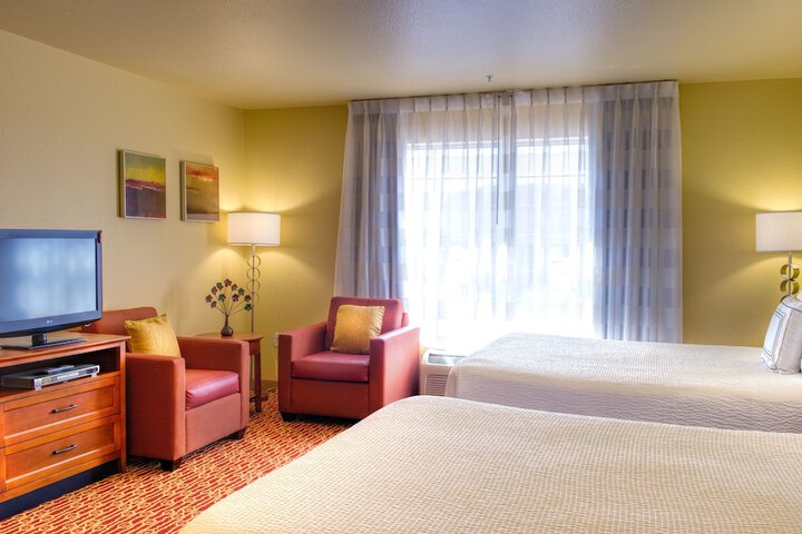 Room 6 of 53