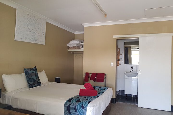Room 7 of 54