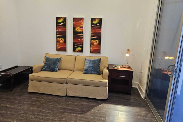 Room 13 of 61