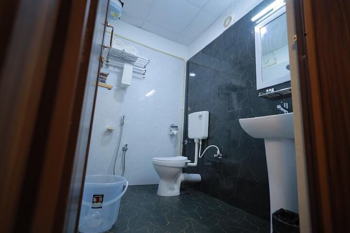 Room 12 of 13