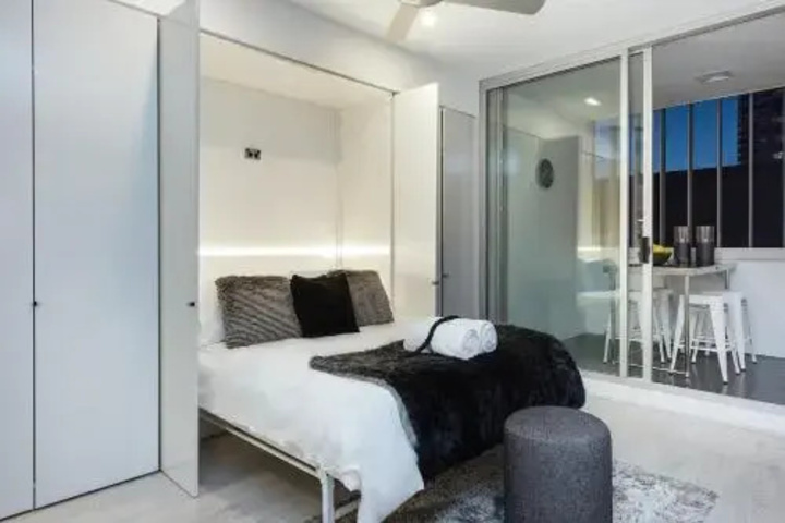 Room 3 of 11