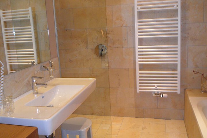 Bath Photo