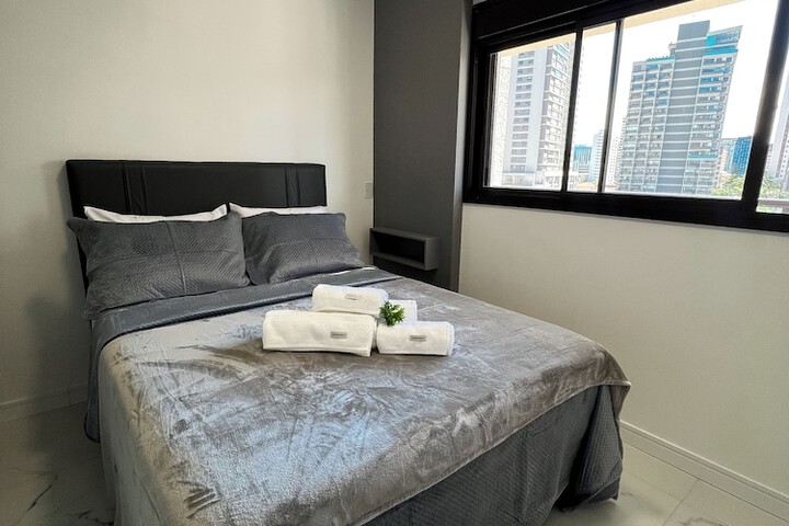 Room 8 of 38