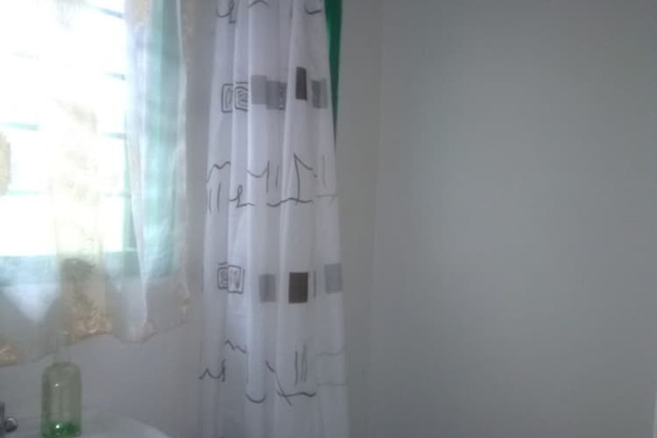 Room 25 of 41