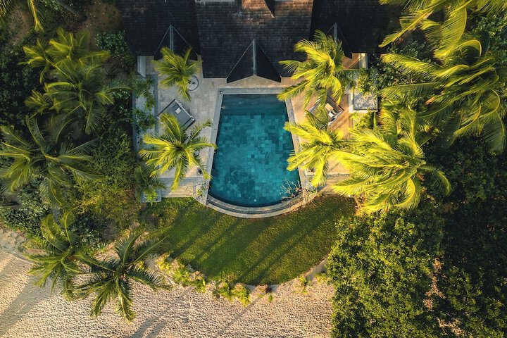 Pool 56 of 121