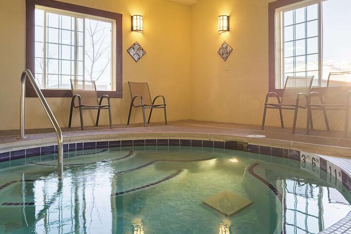 Pool 37 of 62