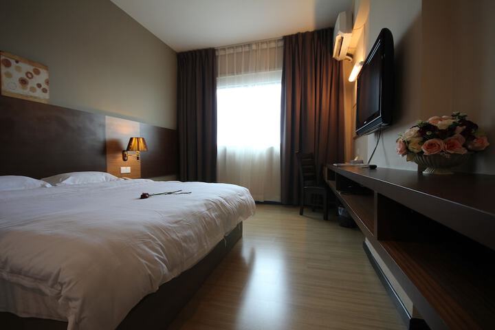 Room 14 of 31