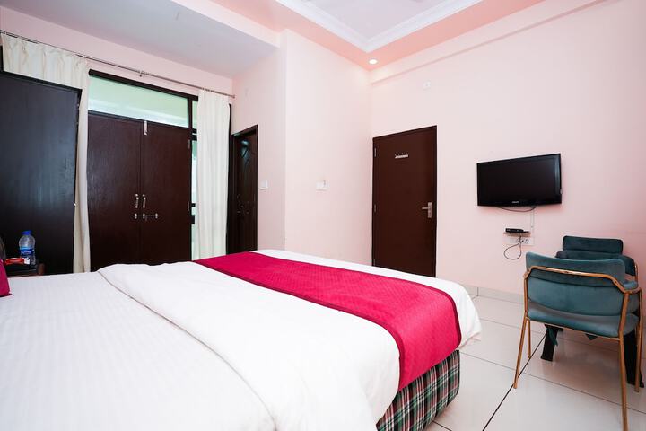 Room 15 of 55