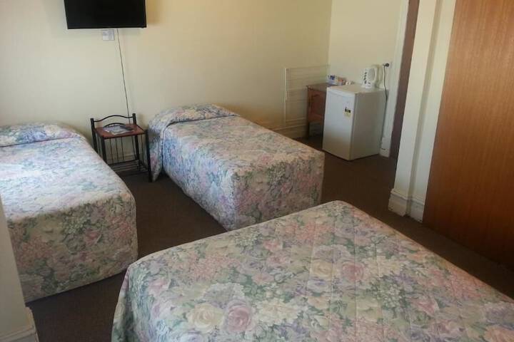 Room 19 of 42