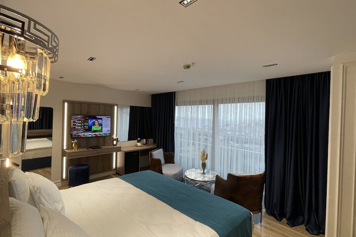 Room 15 of 127