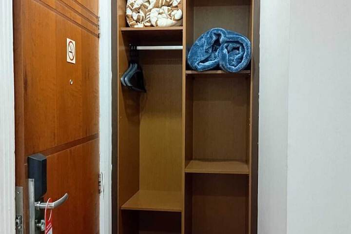 Room 30 of 54
