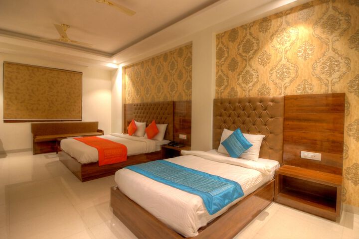 Room 18 of 60
