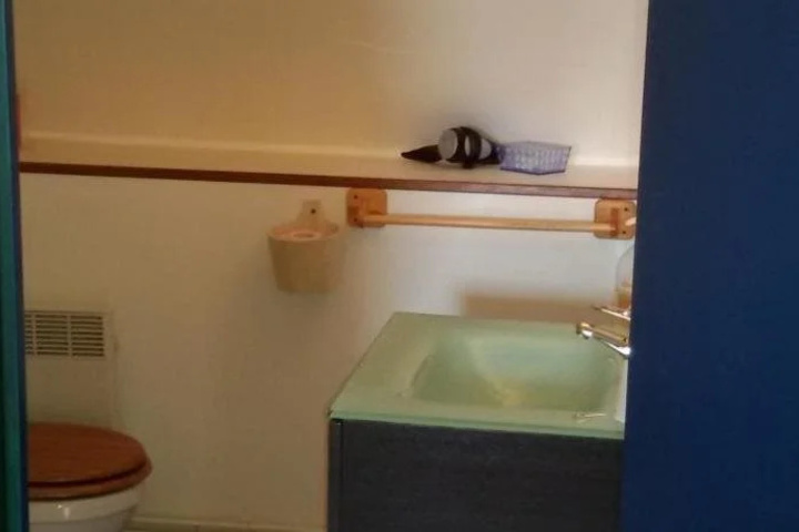 Room 7 of 14