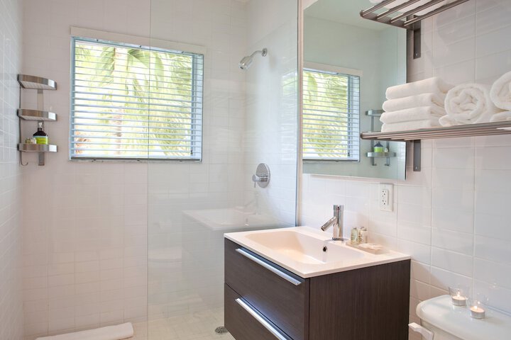 Clean Restrooms