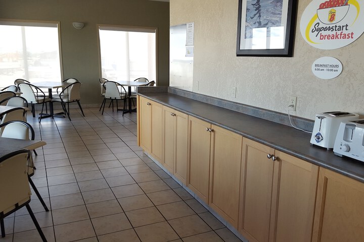 Breakfast/Coffee Service 26 of 28