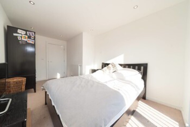 Room 7 of 11
