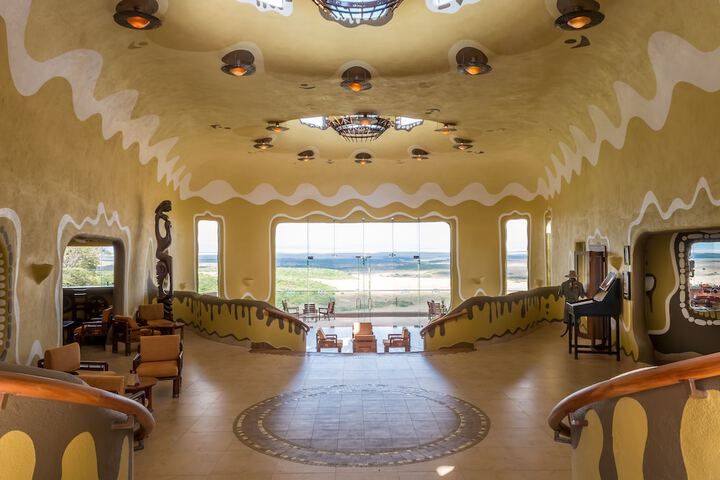 Guest Lobby