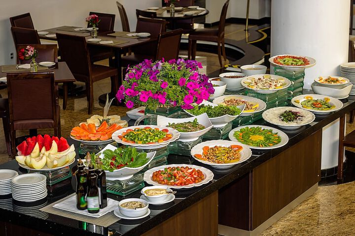 Dining 45 of 71
