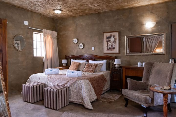 Room 5 of 28