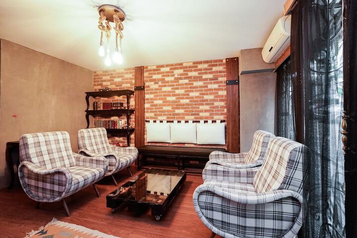 Hotel Interior 16 of 186