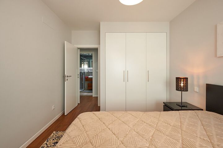 Room 7 of 30