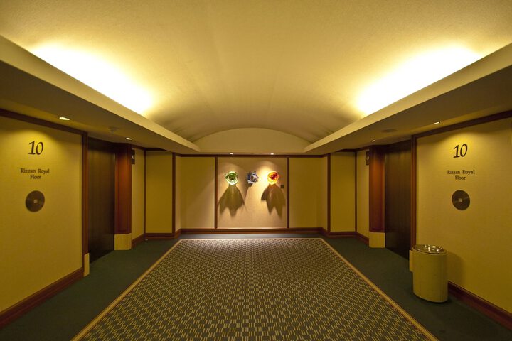 Ballroom/Hall 62 of 97