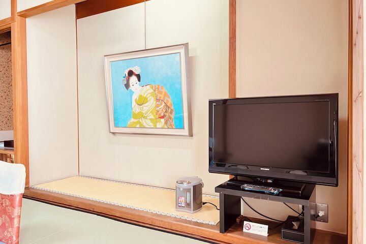 Room 9 of 52
