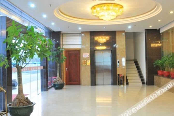 Hotel Interior 13 of 20