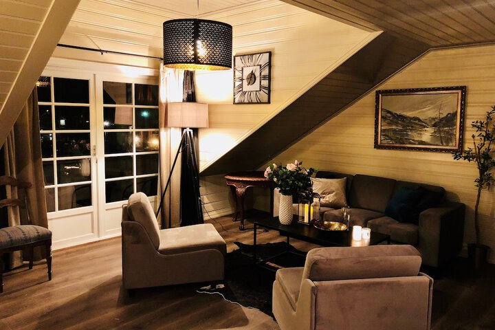 Room 25 of 47