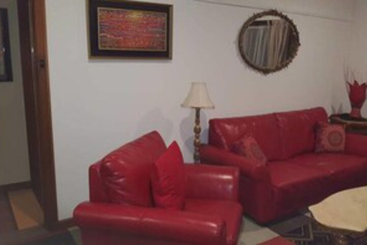 Room 2 of 12