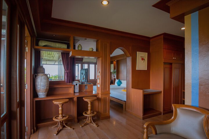 Room 15 of 67