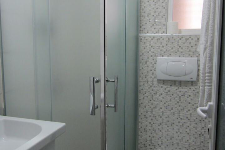 Room 56 of 74
