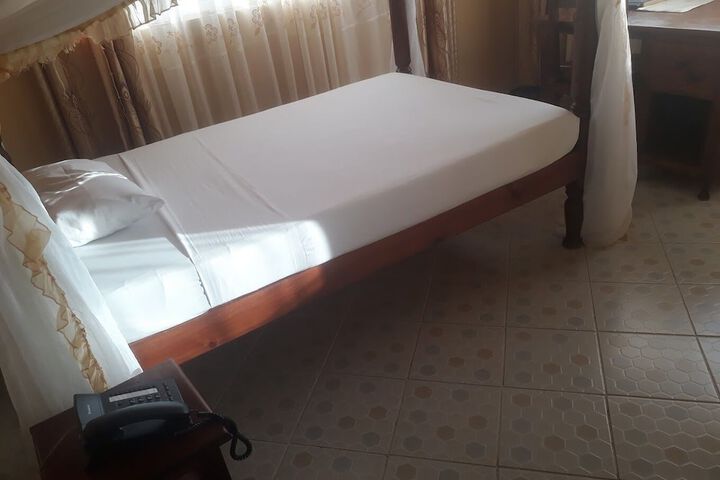 Room 20 of 36