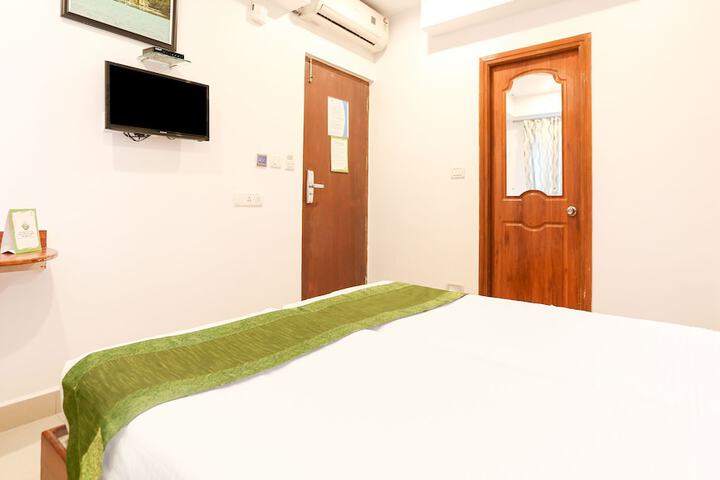 Room 6 of 21
