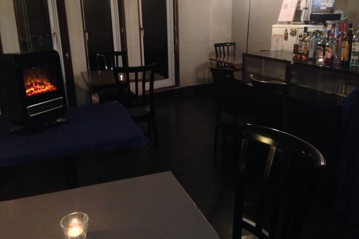 Lounge 13 of 23